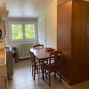 https://le-tourbillon.hotels-rhonealpes.com